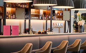 Atrium Airport Hotel